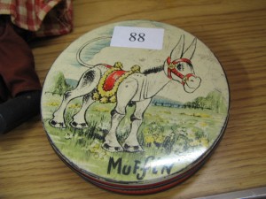 Muffin the Mule tin