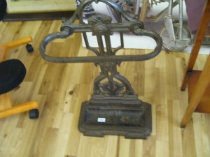 Lot 140 - Edwardian Cast Iron Umbrella Stand - Sold for £50