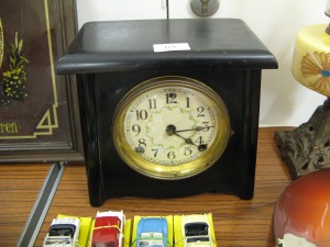 Lot 63 - Slate Mantlepiece Clock - Sold for £25