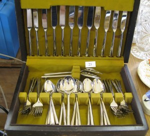 Lot 23 - Modern canteen of cutlery - Sold for £50