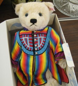 Lot 153 - Stieff Joseph Amazing Technicolour Dreamcoat Bear - Sold for £60