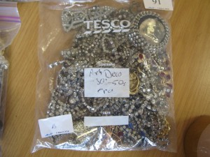 Lot 91 - Bag of Art Deco Costume Jewellery - Sold £42