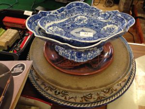 Lot 22 - Collection of blue and white china with studio pottery - Sold for £80