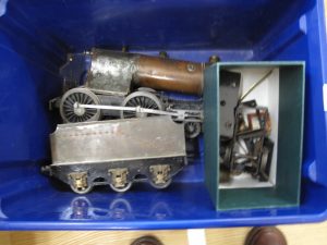 Lot 10 - OO guage tin plate model railway engine - Sold for £50