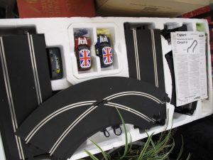 Lot 512 - Mini Cooper Scalextric set - Sold for £35