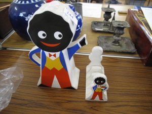 Lot £144 - Robertson Gollywog sweet jar and toast rack - Sold for £35