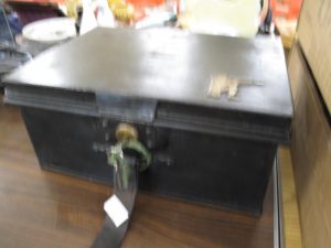Lot 218 - Military tin dispatch box c1914 - Sold for £45