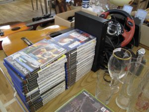 Lot 238 - PS bundle with 31 games - Sold for £40