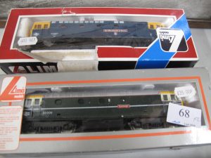Lot 68 - 2 x Lima 00 Gauge Diesel Loco Class 33 - Sold for £40