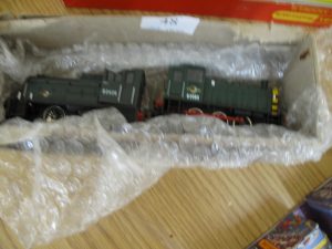 Lot 48 - 2 x OO Gauge Diesel Shunters by Bachmann and Hornby - Sold for £30