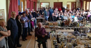 A full room of bidders at Itchen Abbas auction