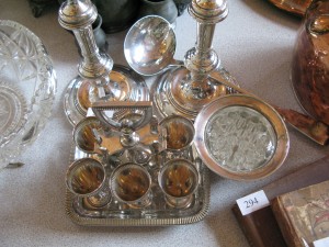 Lot 289 - Collection of silver plate - Sold for £85