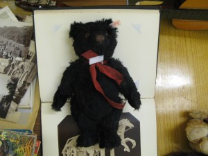 Lot 31 - Steiff teddy bear - Sold for £32