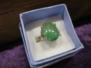 Lot 87 - Possibly Jade stone gold ring - Sold for £28