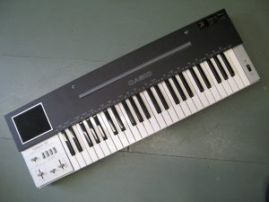 Casiotone 202 Keyboard with 49 voices Volume, Sustain and Vibrato controls 240V. 