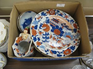 Lot 32 - Box of oriental china - Sold for £37