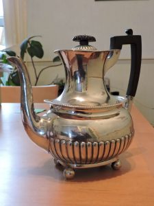 Lot 226 - Silver Tea Pot Sheffield 1904 - Sold for £130