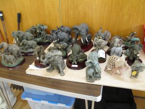 Lot 257 - Twenty elephants - Sold for £35