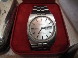 Lot 137 - Omega Constellation Gentlemans Wrist Watch - Sold for £200