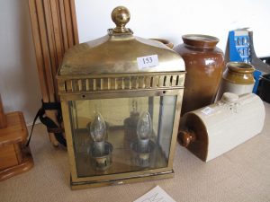 Lot 153 - Heavy Brass lamp in working order - Sold for £28