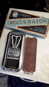 Various razors and branded boxes