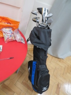 Golf clubs sold for £70