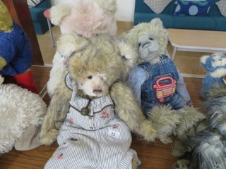 Three clothed Charlie Bears sold for £140