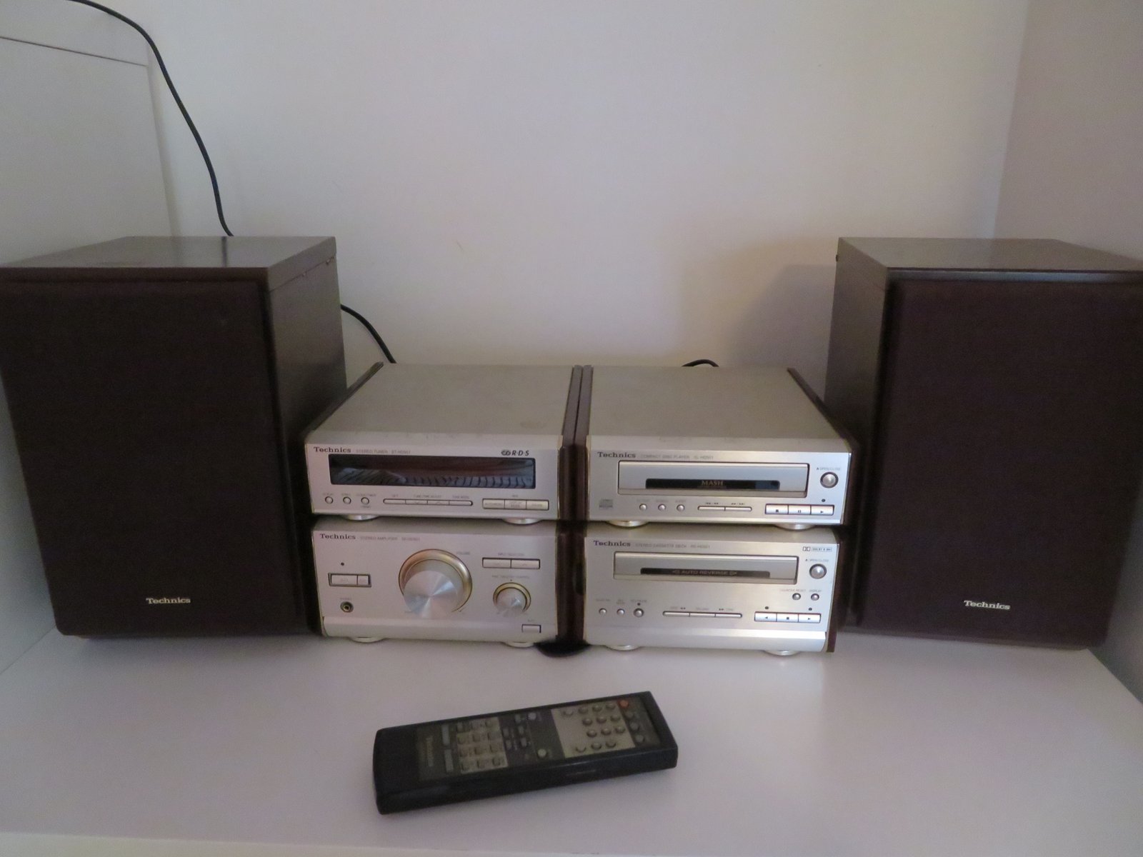 Vintage Technics Hifi system